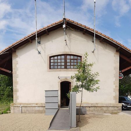 Via De La Plata Hervas Hostel Εξωτερικό φωτογραφία