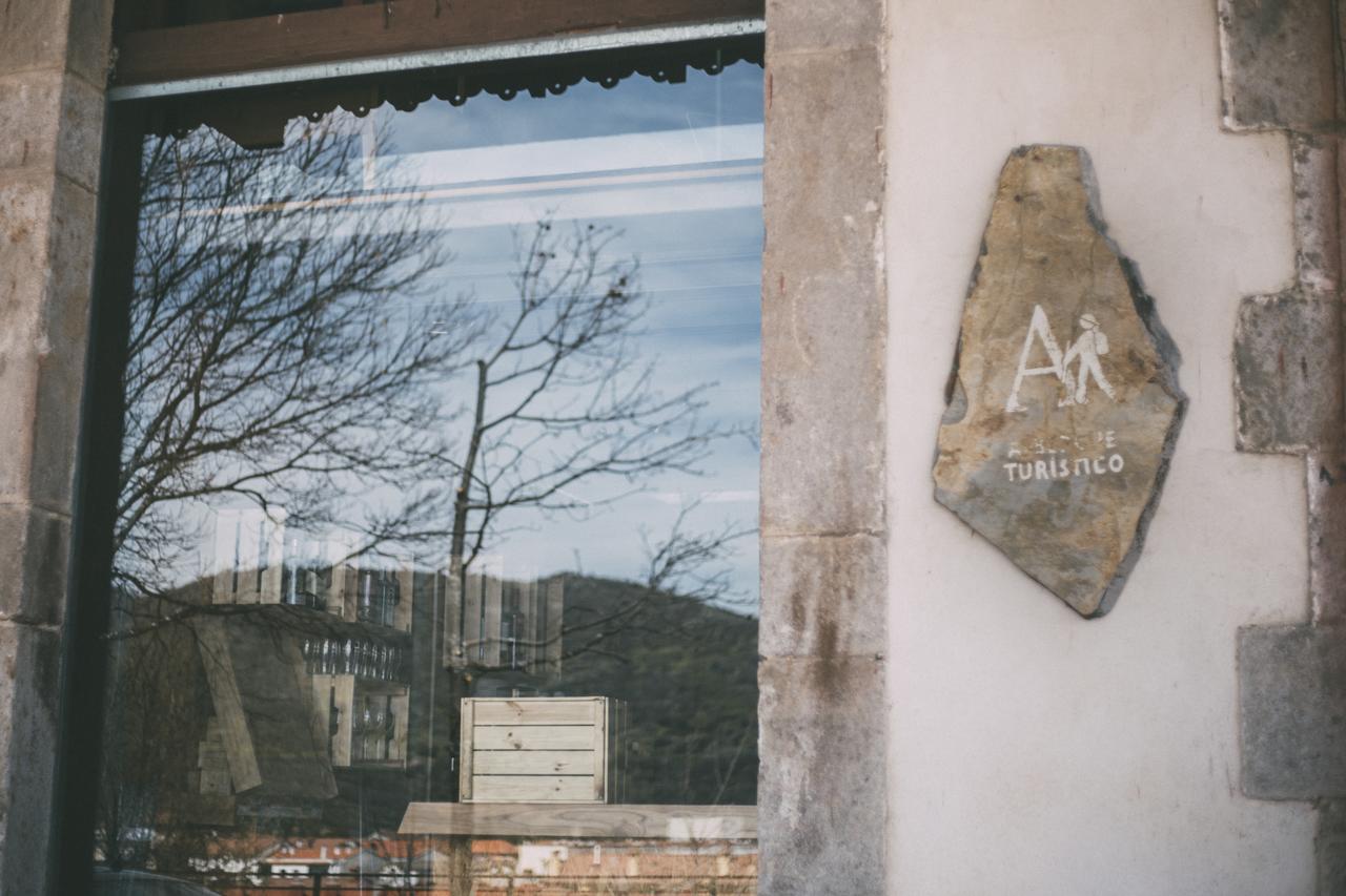 Via De La Plata Hervas Hostel Εξωτερικό φωτογραφία