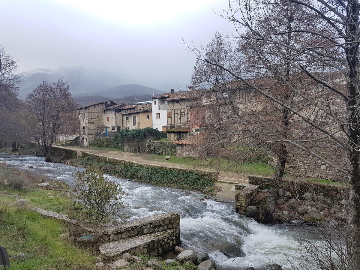 Via De La Plata Hervas Hostel Εξωτερικό φωτογραφία